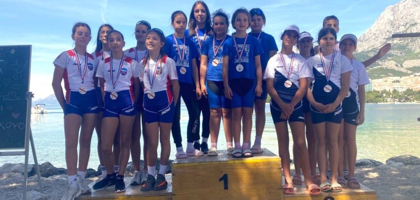 Veslački klub Rama s regate u Makarskoj donio nove medalje