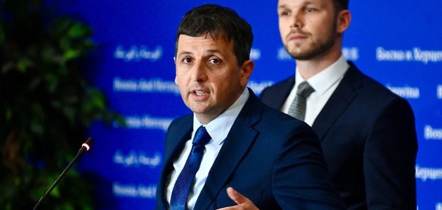 Srpska oporba izbacuje Vukanovića