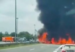 TRAGEDIJA U HRVATSKOJ: Vozač izgorio u kamionu