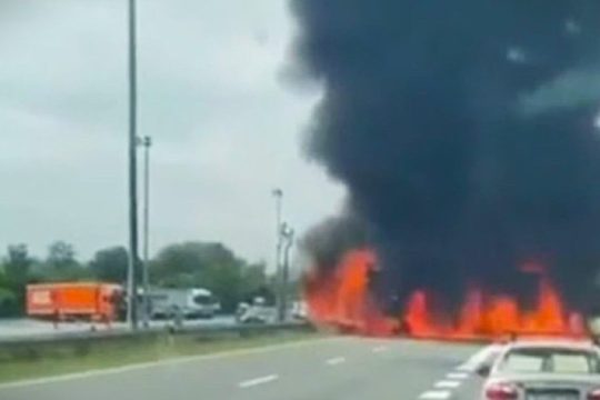 TRAGEDIJA U HRVATSKOJ: Vozač izgorio u kamionu