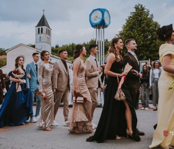 Svečani defile kroz Prozor, maturanti zatvaraju jedno veliko poglavlje