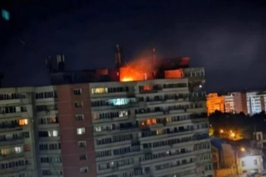 Ruski dron pogodio zgradu u Rumunjskoj, NATO po običaju zabrinuto osuđuje Putinove igrice