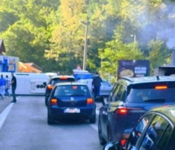 Zbog prometne obustavljen promet na M-17 između Jablanice i Konjica