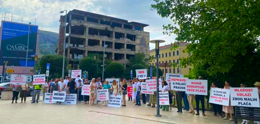 Zaposleni u pravosuđu HNŽ-a stupili u štrajk upozorenja