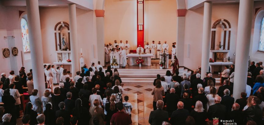 Župa Prozor objavila raspored misa za blagdan Svih svetih i Dušni dan