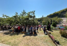 KOSTAJNICA: Uz proslavu blagdana Velike Gospe prikupljen novac za gradnju  “Kuće Nade”