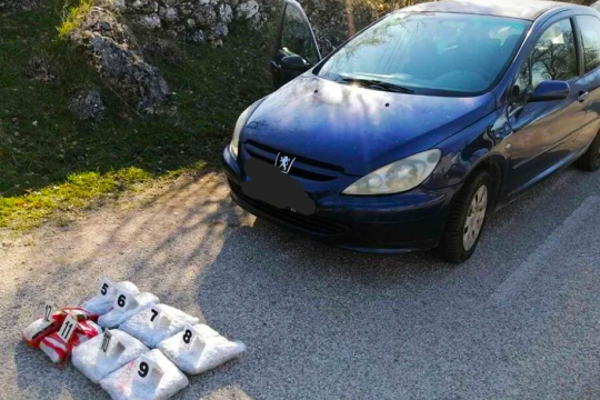 Uhićen 75-godišnji Hercegovac, prevozio drogu