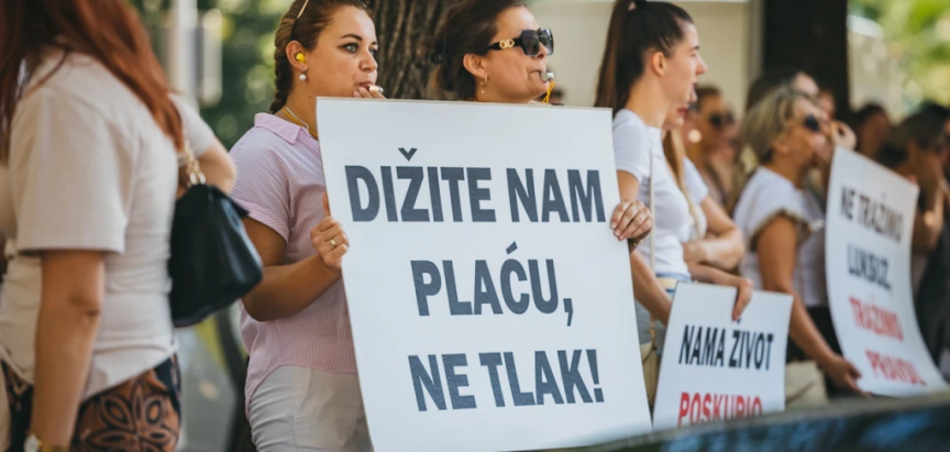 Prosvjed pred Vladom HNŽ-a, pravosudni službenici spremaju opći štrajk