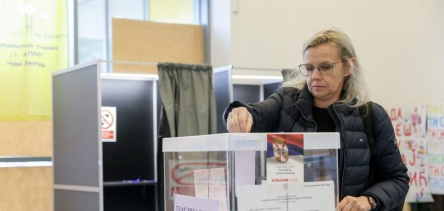 IZBORI U SRBIJI: Krenuo kaos? ‘Upalo ih je 30-ak, napadaju, policija ne reagira!‘