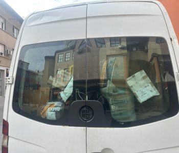 Poslao pušku brzom poštom, opalila iz paketa i ranila radnika