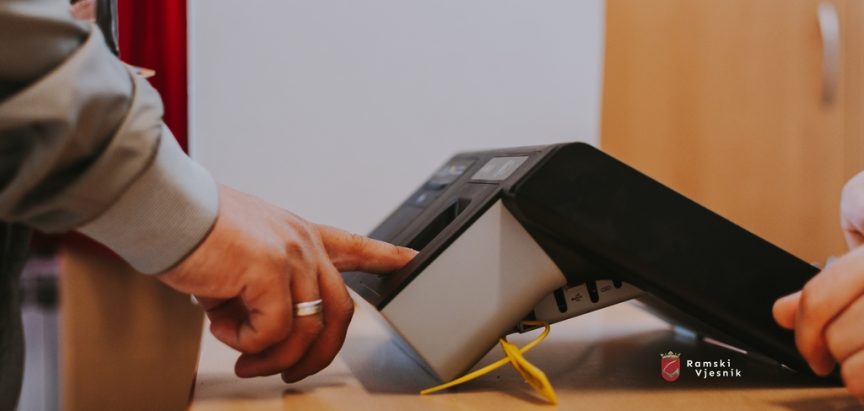 Nove izborne tehnologije prošle prvi test, ali otkrile i probleme