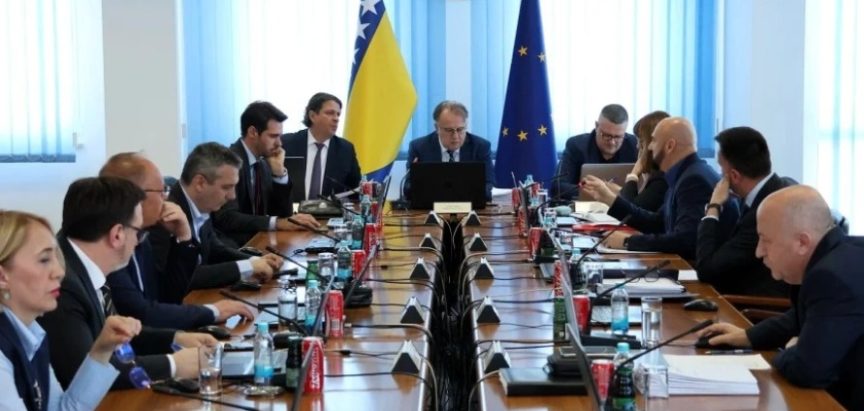 Dan nakon izbora zadužili nas za 50 milijuna, a za koji dan će za još 40 milijuna maraka