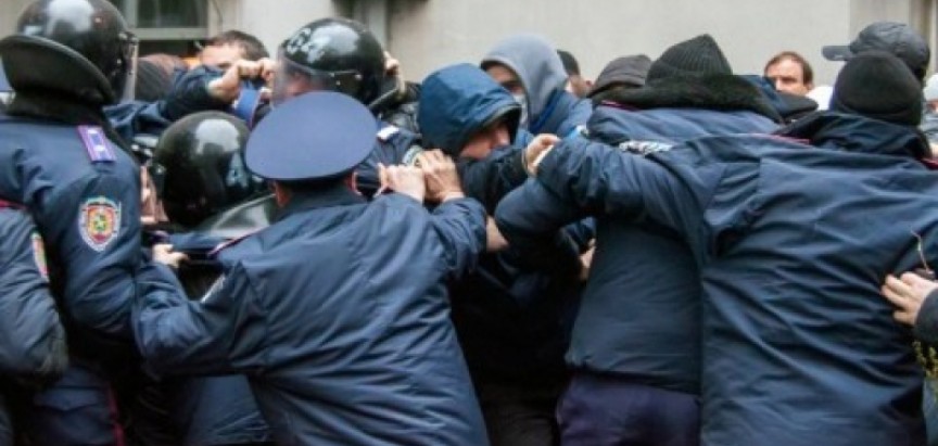 ‘Predajte se ili umrite’: U 8 sati istekao ukrajinski ultimatum separatistima