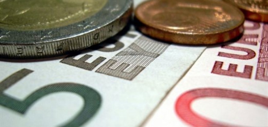 Trećina Europljana želi zamijeniti euro