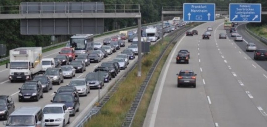 Njemačka uvodi cestarinu, stranci će plaćati do 130 eura