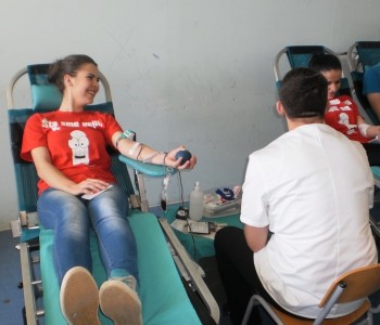 U prostorijama "Srednje škole" Prozor održana je akcija darivanja krvi