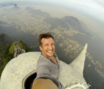 Najluđi selfie: Britanac se fotografirao s vrha kipa Krista Iskupitelja u Riju