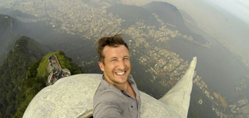 Najluđi selfie: Britanac se fotografirao s vrha kipa Krista Iskupitelja u Riju
