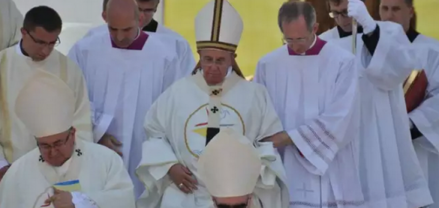 Papa stigao u Ekvador