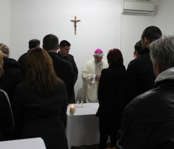 Na Uskrsno jutro dubrovački biskup podijelio sakramenat krizme dvojici zatvorenika